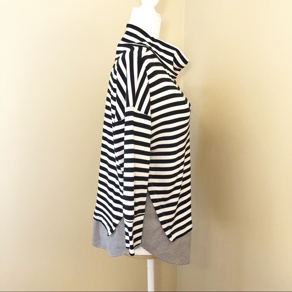 Loft Mixed Media Knit Black/White Top - Small - Picture 3 of 11